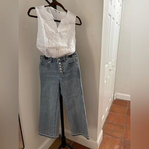 Women's Cropped Jeans size 0, and white embroidered blouse size small outfit.